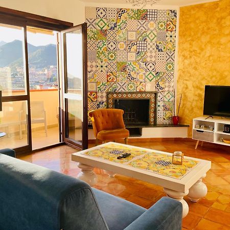 Donna Filomena Casa Vacanza Park Bougainville Salerno Exterior photo